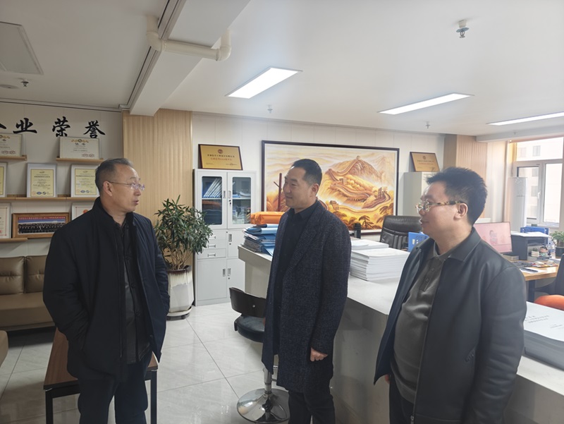 慶陽市總工會領導蒞臨信合與恒達公司參觀指導，共謀企業(yè)發(fā)展新篇章